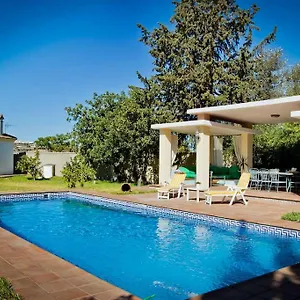casa-1-dormitorio-con-piscina-y-jardin-privado.es-andalucia.com/